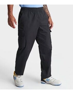 NEW BALANCE ATHLETICS WOVEN
CARGO PANT